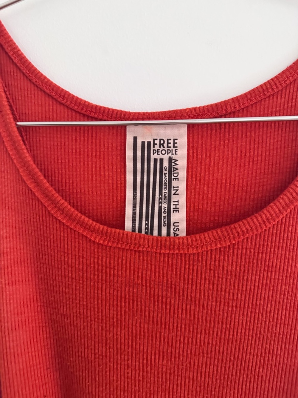 Red Ribbed Tank Top - Women - Picture 3 of 8